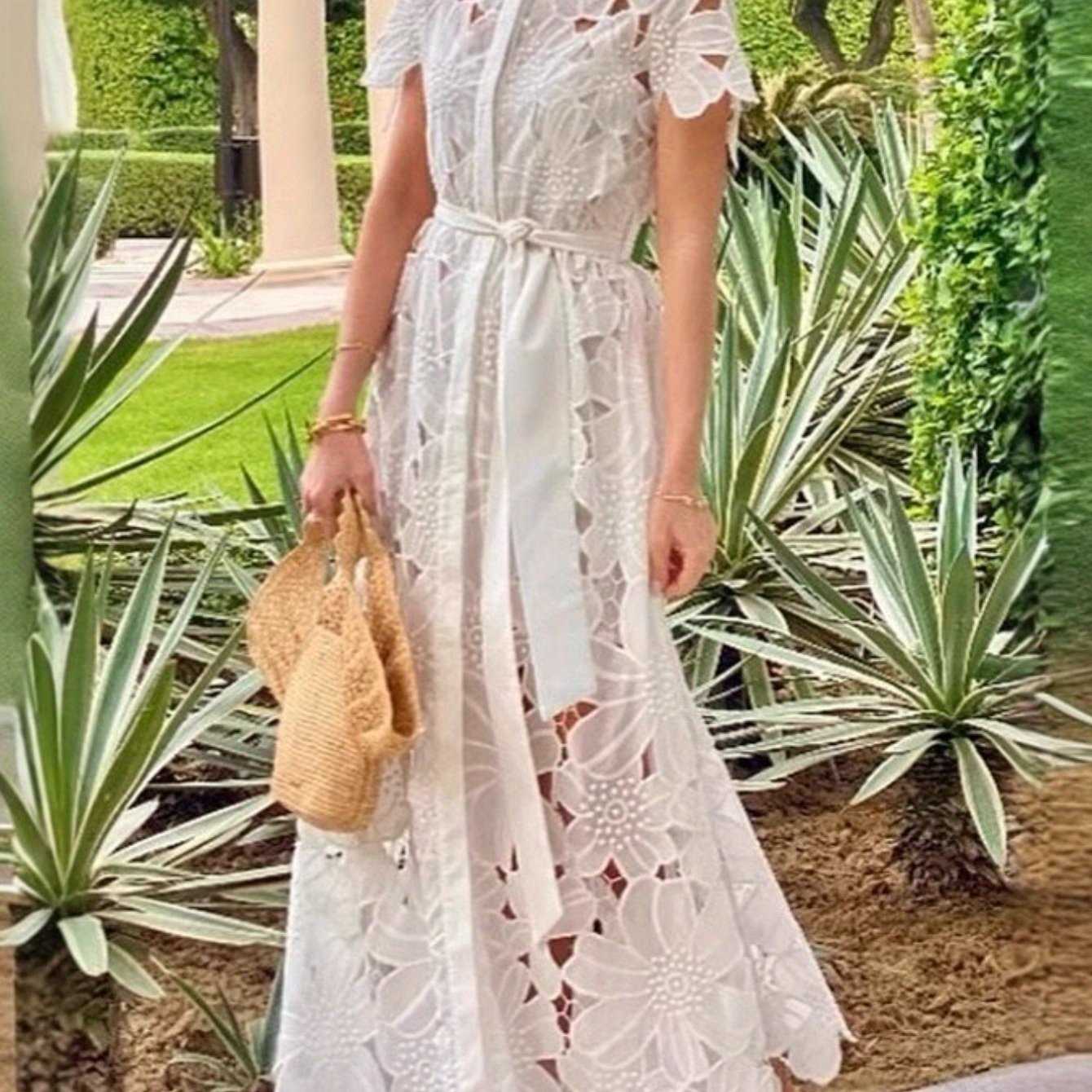 Women'S Elegant Lace Cardigan Dress - Chic Single-Breasted, Long Sleeve, Flared Hem, Solid Color, Perfect for Spring\u002FSummer\u002FFall, Casual to Formal Wear, Casual Dressing | Chic Dress | Lace Detailing, Lace Dress