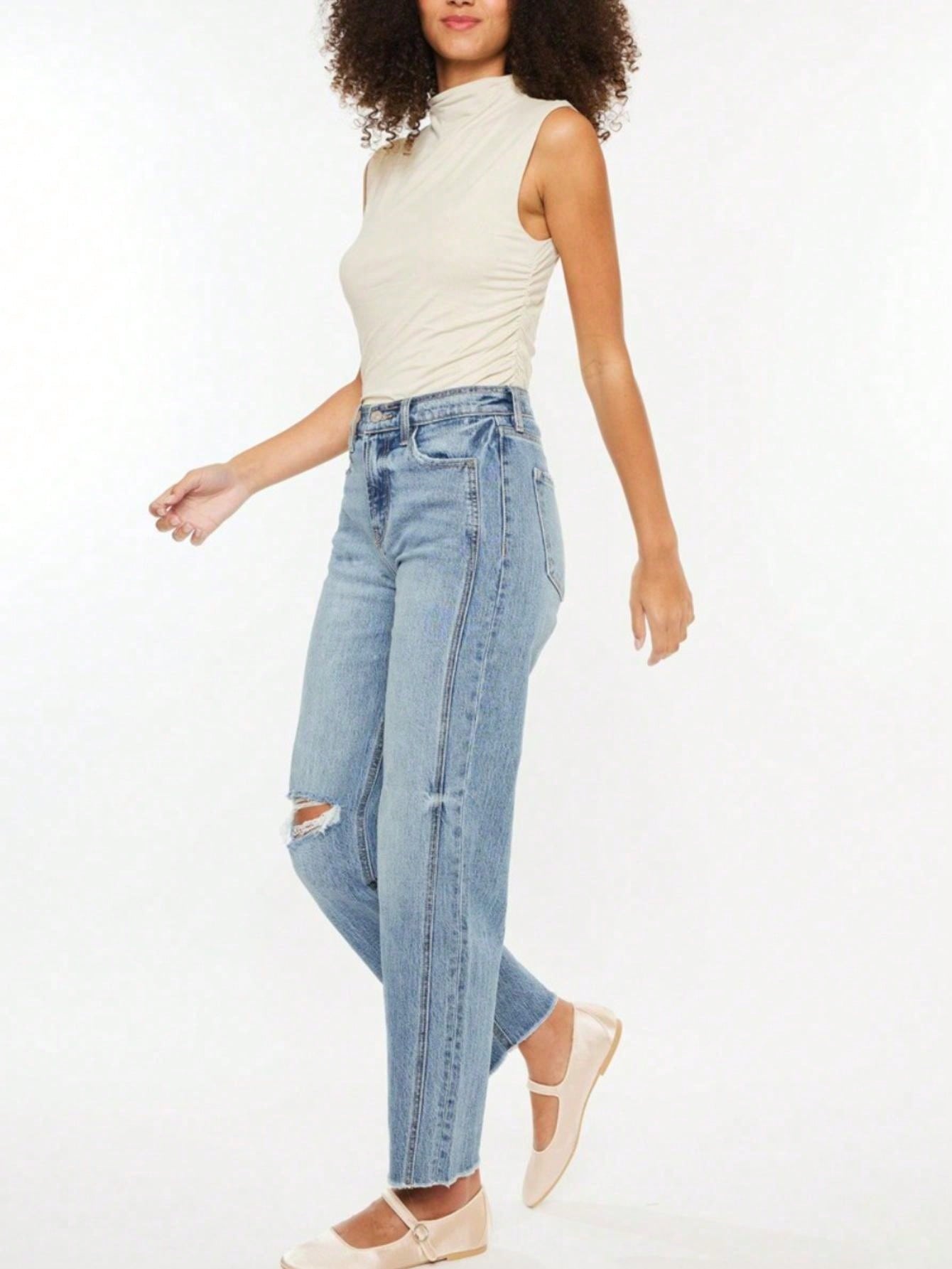 Women's Casual Boyfriend Jeans Retro Ultra High Rise Distressed Straight-Leg Denim Pants Medium Wash Full-Length Frayed Hem Classic 5-Pocket Zipper And Button Closure Ideal for Spring\u002FSummer\u002FFall Everyday Wear or Outings