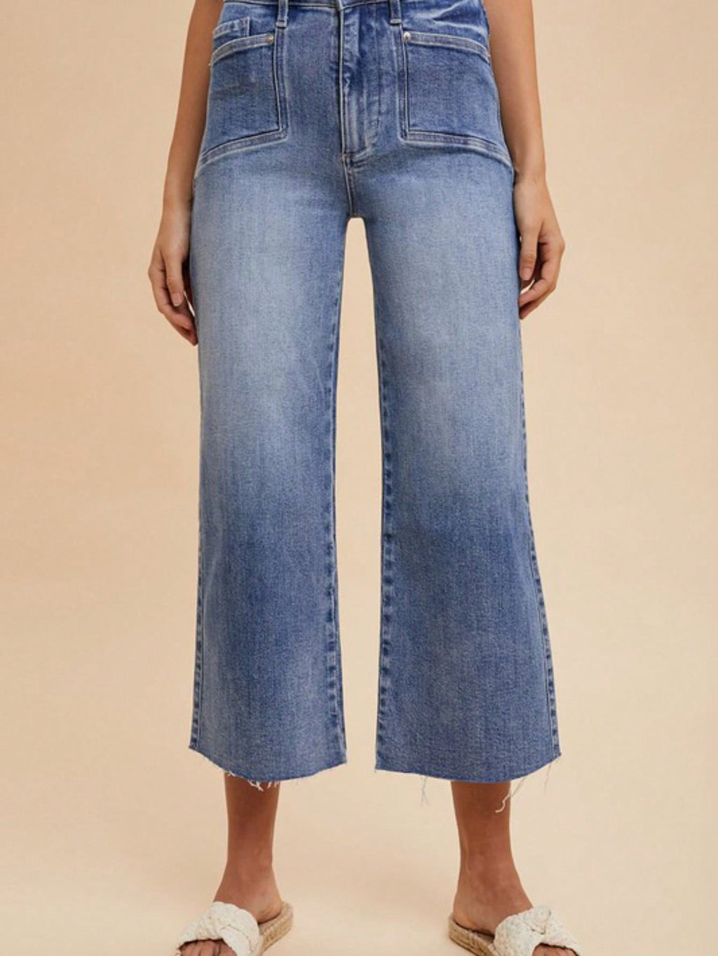 Womens Casual Wide Leg Chic Vintage Wash Raw Hem Cropped Jeans High Waisted Denim Pants Classic Straight Cut Light Blue Distressed Summer Street Style Daily Wear Relaxed Fit Ankle Length