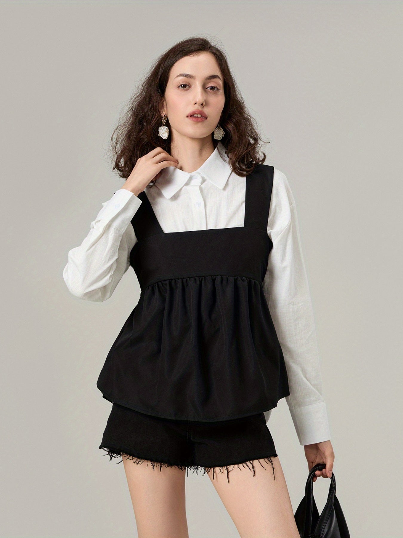 Women's White Tank Top - Sleeveless Square Neck camisole with Adjustable bow tie-back, Wide shoulder straps, Non-Sheer Blouse for Party, Everyday, Formal Outfits - Machine Washable All-Season Tops, Casual Attire, Ruffle Hem, Smooth Fabric, Women