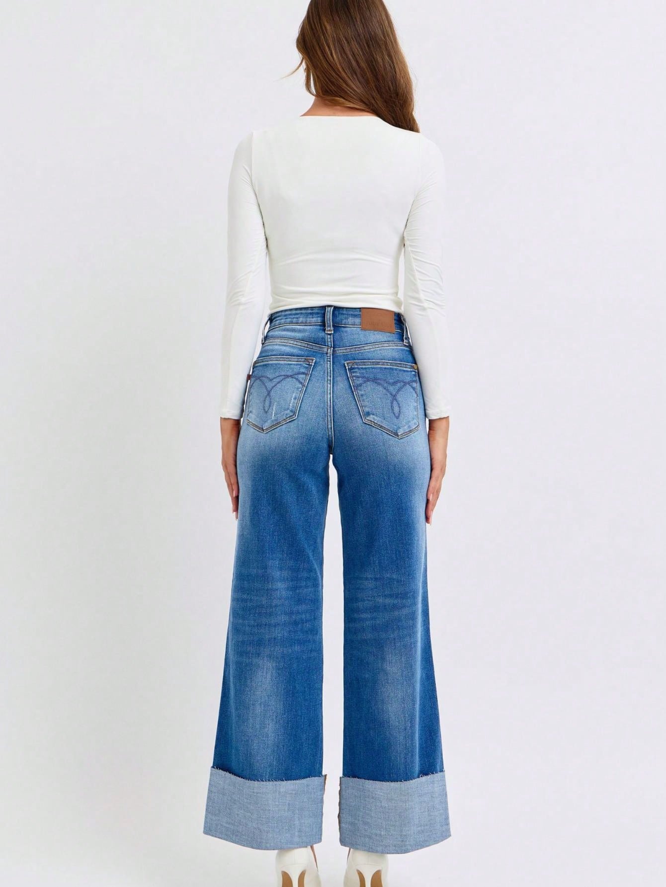 Judy-B Women's Casual Wide-Leg Jeans Fashion High-Waisted Distressed Denim Pants with Cuffed Hem Relaxed Fit Button and Zip Closure Perfect for All Seasons Daily Outfits